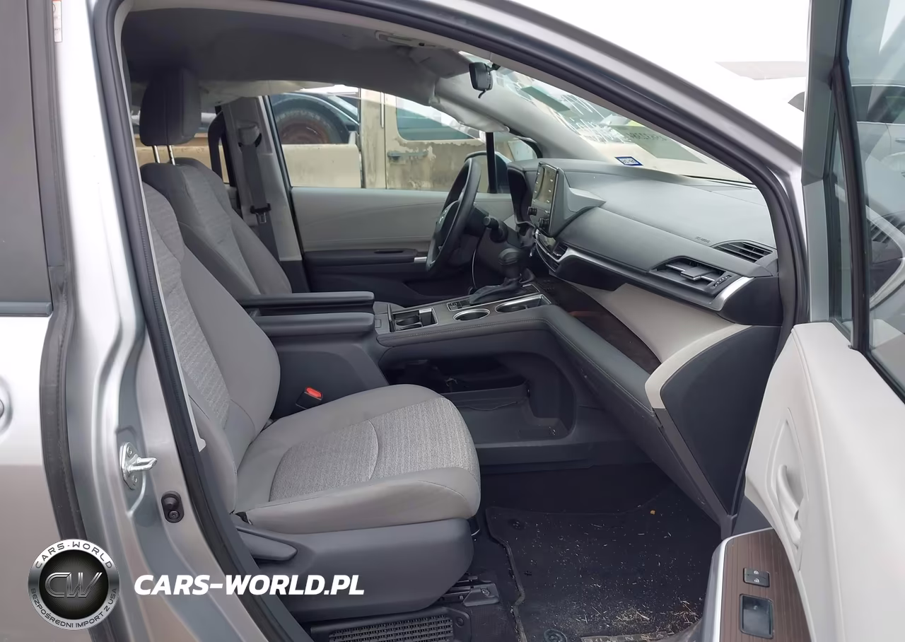 2021 Toyota Sienna Le VIN:5TDKRKEC8MS052962 - 5