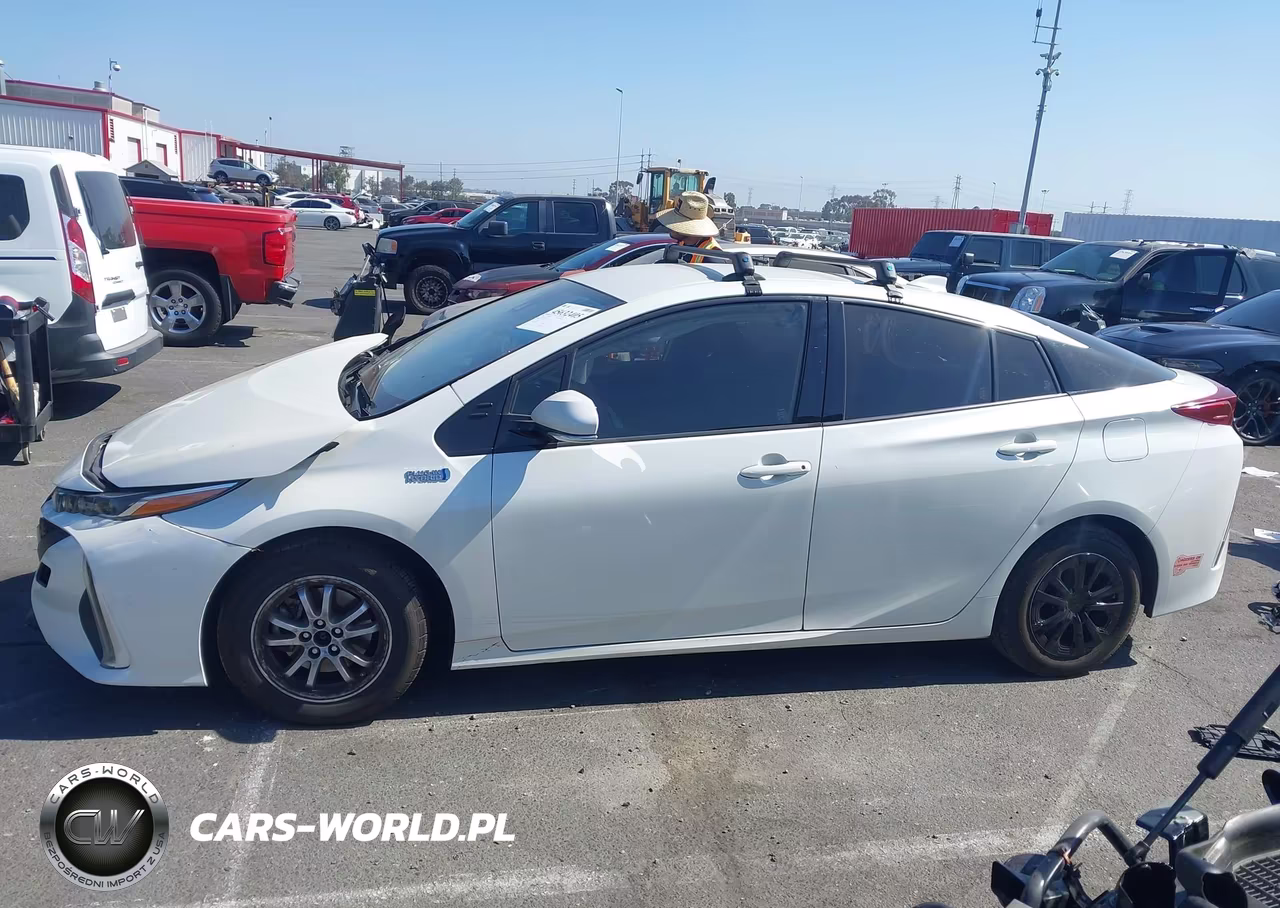 2020 Toyota Prius Prime Xle VIN:JTDKARFP2L3149124 - 13