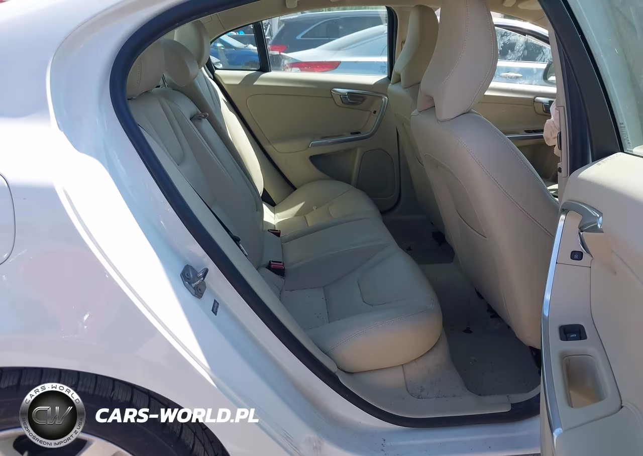 2015 Volvo S60 T5 Premier VIN:YV1612TKXF1356596 - 8