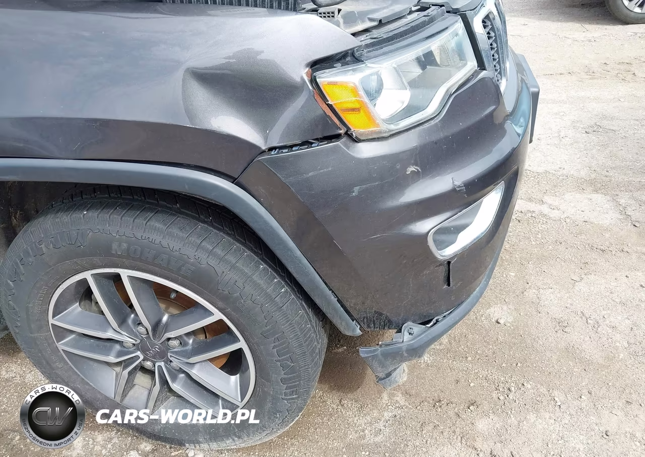 2019 Jeep Grand Cherokee Laredo E 4X2 VIN:1C4RJEAG9KC805526 - 14