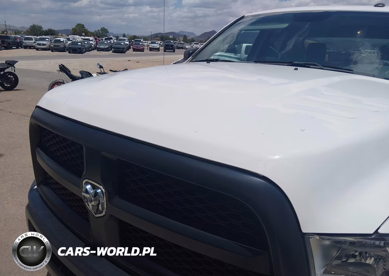 2018 Ram 2500 VIN:3C6TR4HT4JG361678 - 12