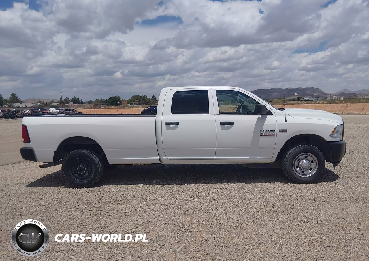 2018 Ram 2500 VIN:3C6TR4HT4JG361678 - 14