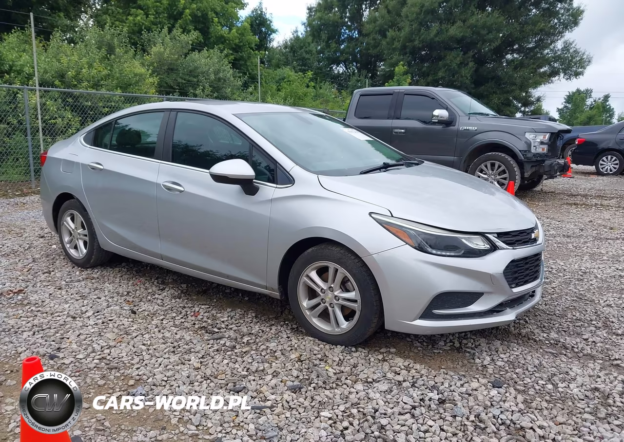 2018 Chevrolet Cruze Lt Auto – zdjęcie 1 z 16
