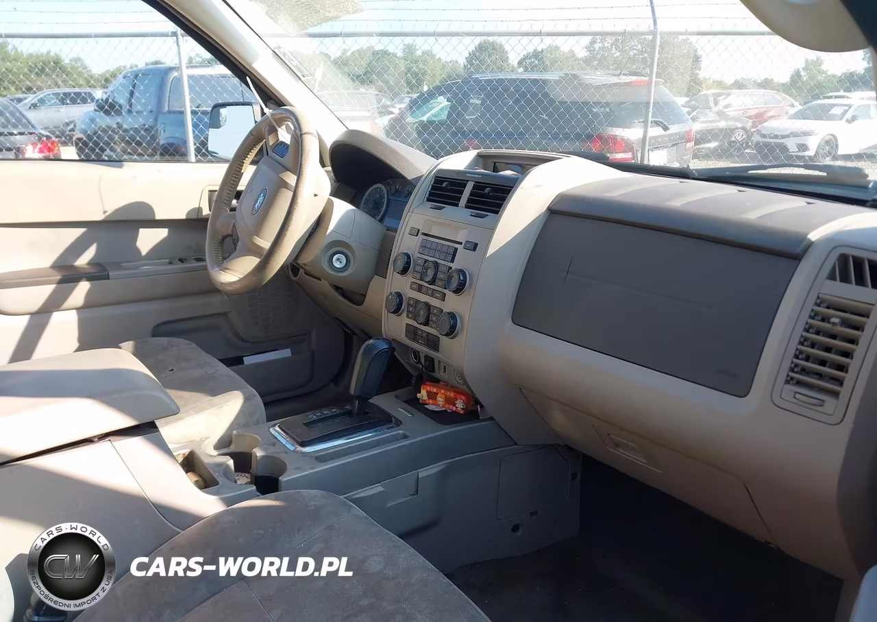 2011 Ford Escape Xlt VIN:1FMCU9DG5BKB10588 - 5