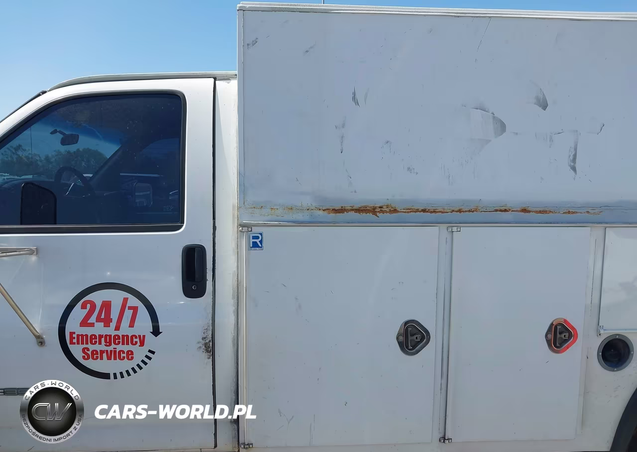 2002 GMC Savana Cutaway Standard VIN:1GDHG31R821195321 - 14