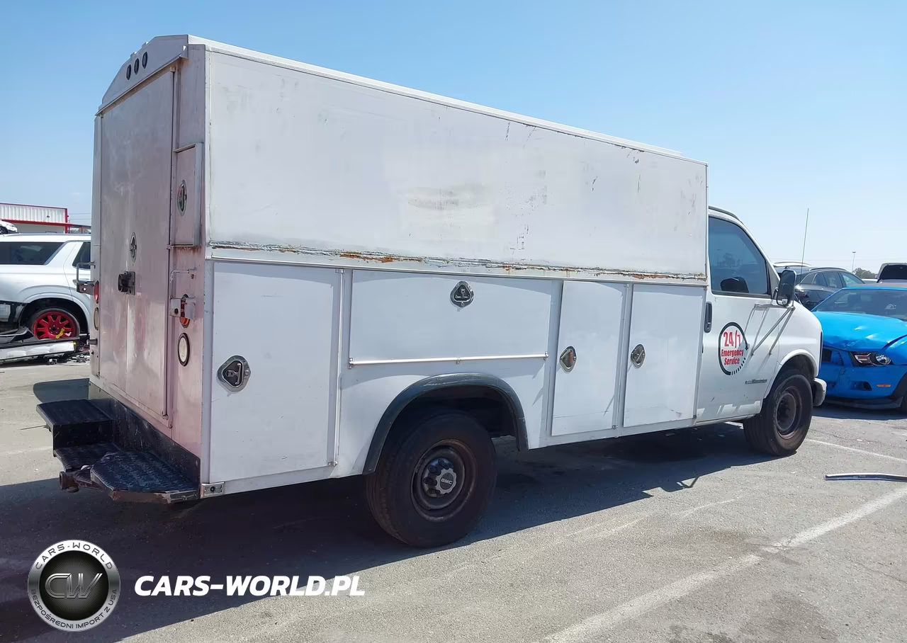 2002 GMC Savana Cutaway Standard VIN:1GDHG31R821195321 - 4