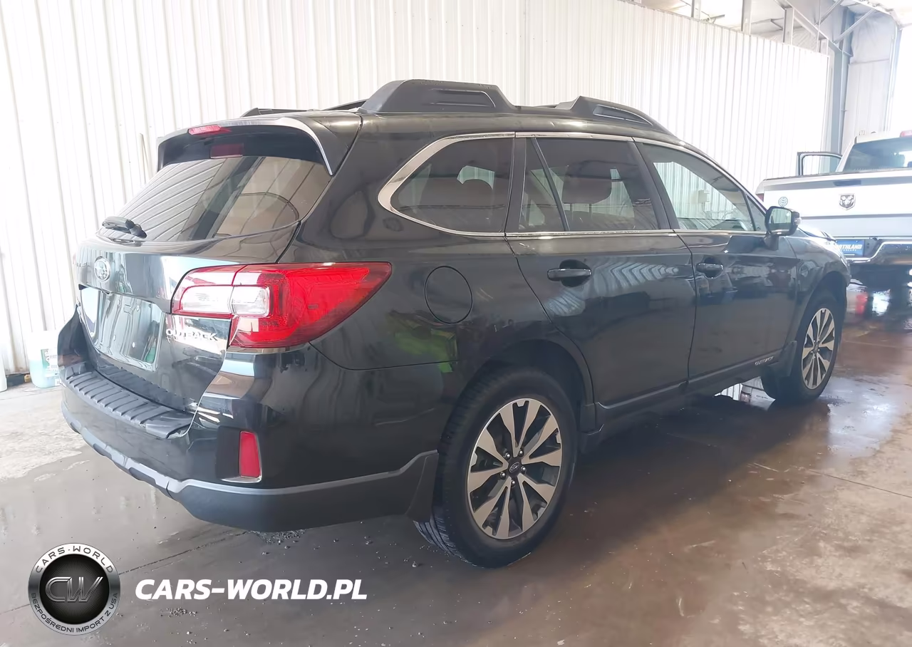 2015 Subaru Outback 2.5I Limited VIN:4S4BSBLCXF3339579 - 4