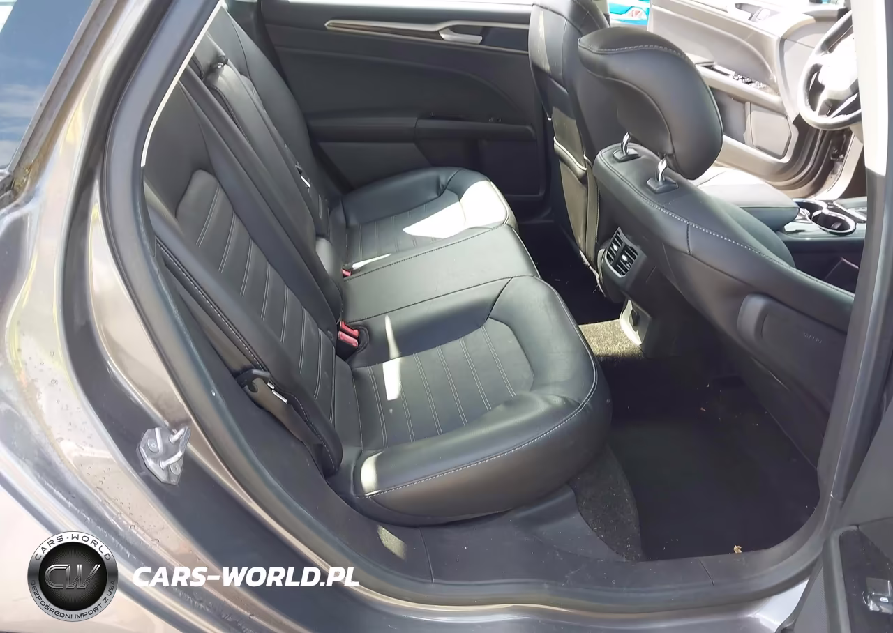 2014 Ford Fusion Se VIN:3FA6P0HDXER385402 - 8