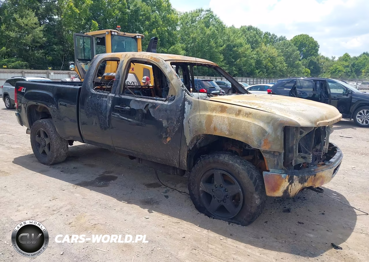 2011 GMC Sierra 2500Hd Slt – zdjęcie 1 z 10