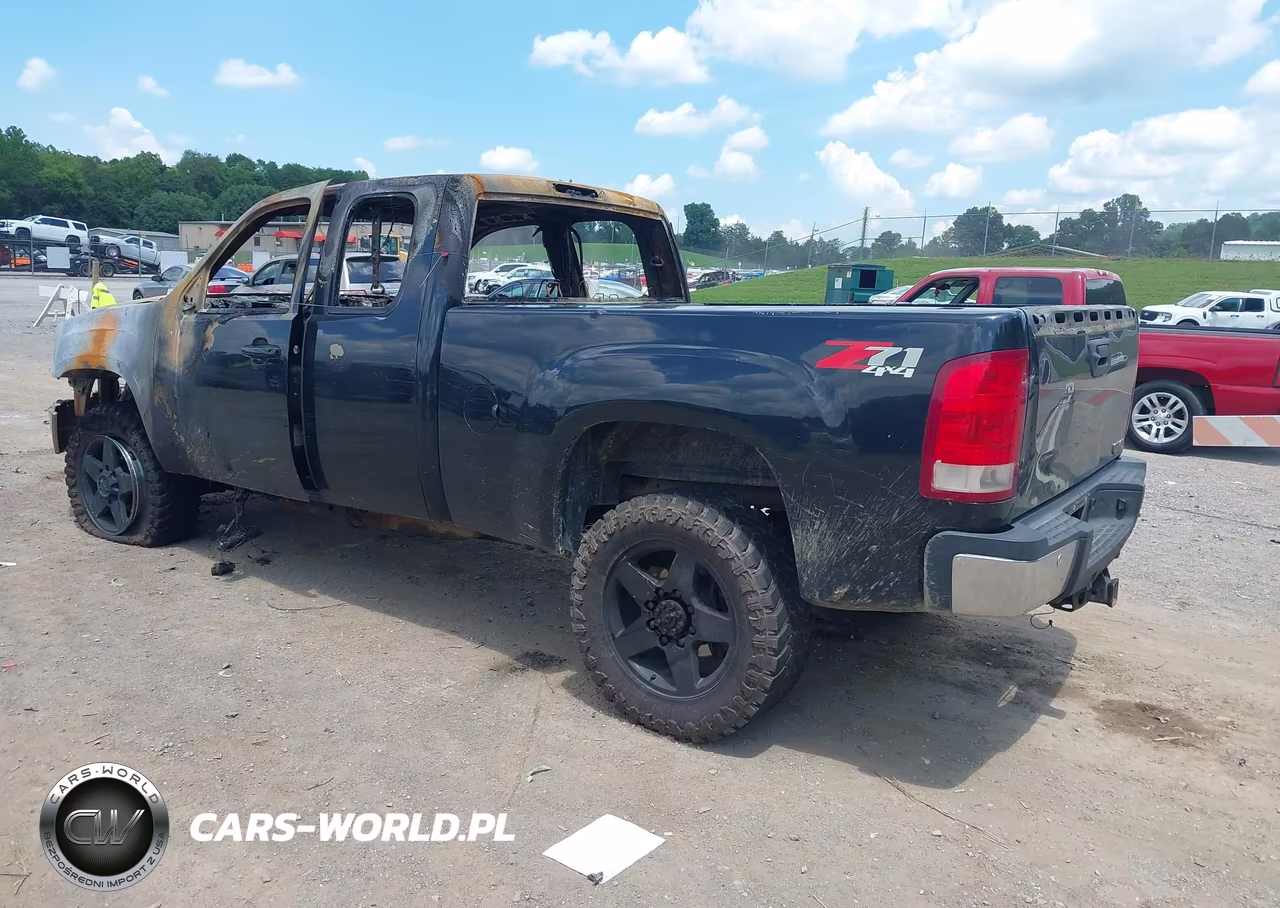 2011 GMC Sierra 2500Hd Slt VIN:1GT221C87BZ313636 - 3