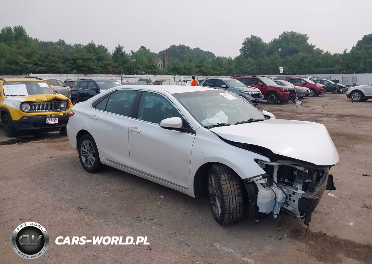 2017 Toyota Camry Se – zdjęcie 1 z 18