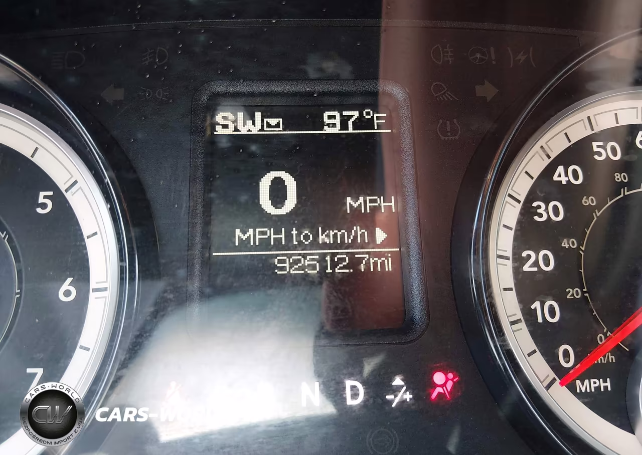 2018 Ram 3500 Tradesman 4X4 6'4 Box VIN:3C63R3CT2JG412581 - 15