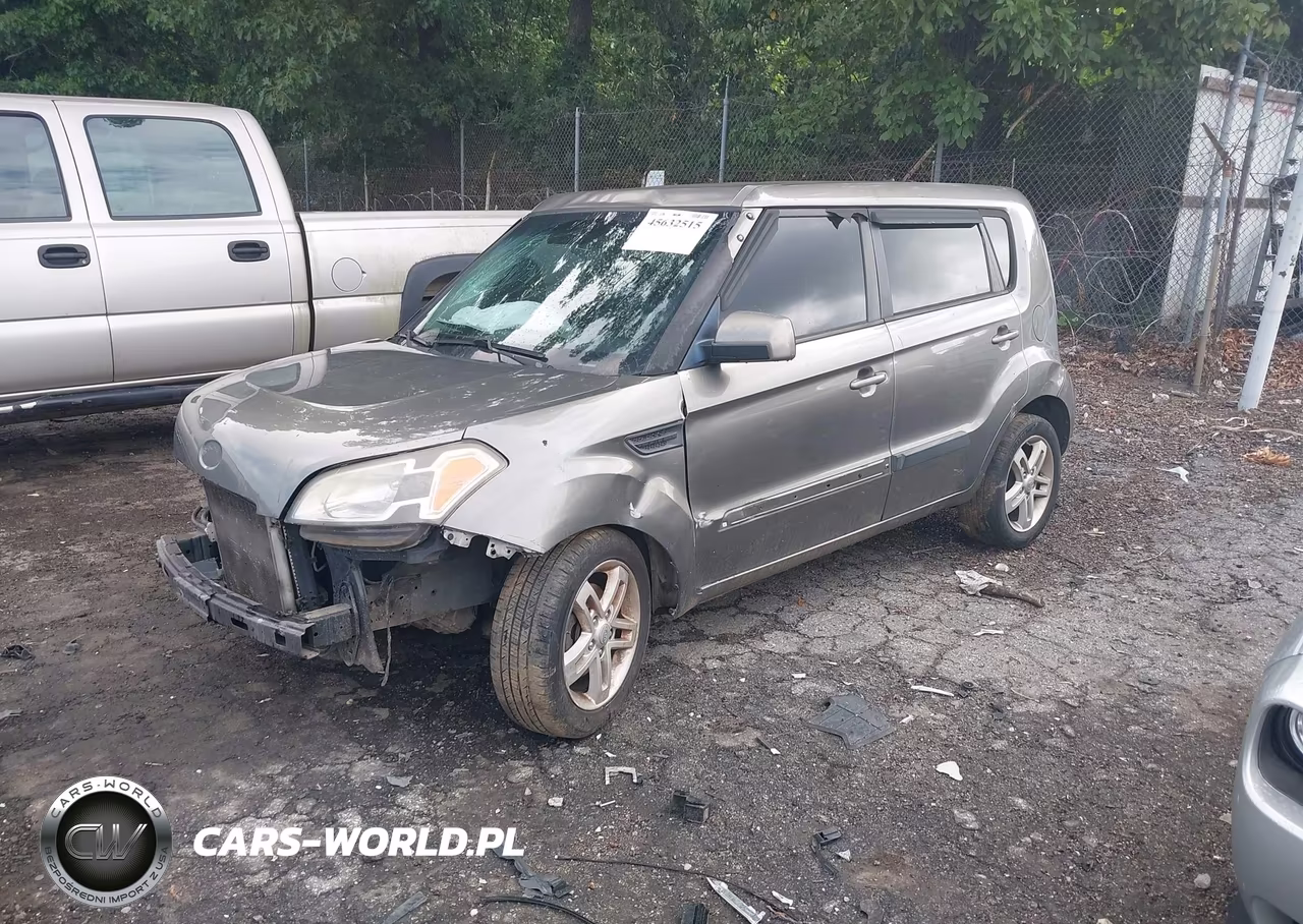 2011 Kia Soul + VIN:KNDJT2A24B7234028 - 2
