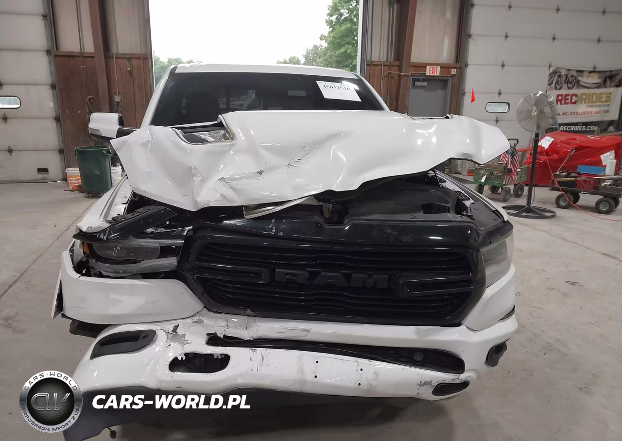 2020 Ram 1500 Laramie 4X4 5'7 Box VIN:1C6SRFJTXLN237233 - 12