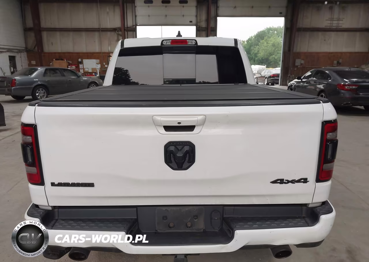 2020 Ram 1500 Laramie 4X4 5'7 Box VIN:1C6SRFJTXLN237233 - 16