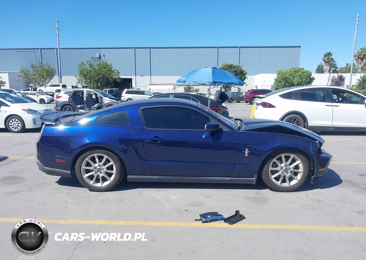 2011 Ford Mustang V6 Premium VIN:1ZVBP8AM1B5169516 - 14