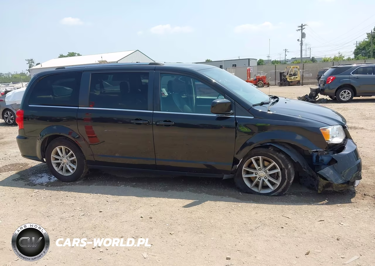 2018 Dodge Grand Caravan Sxt VIN:2C4RDGCG9JR264368 - 13