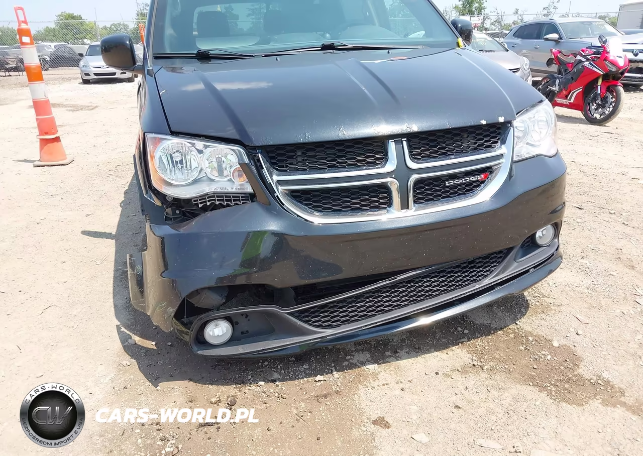 2018 Dodge Grand Caravan Sxt VIN:2C4RDGCG9JR264368 - 6