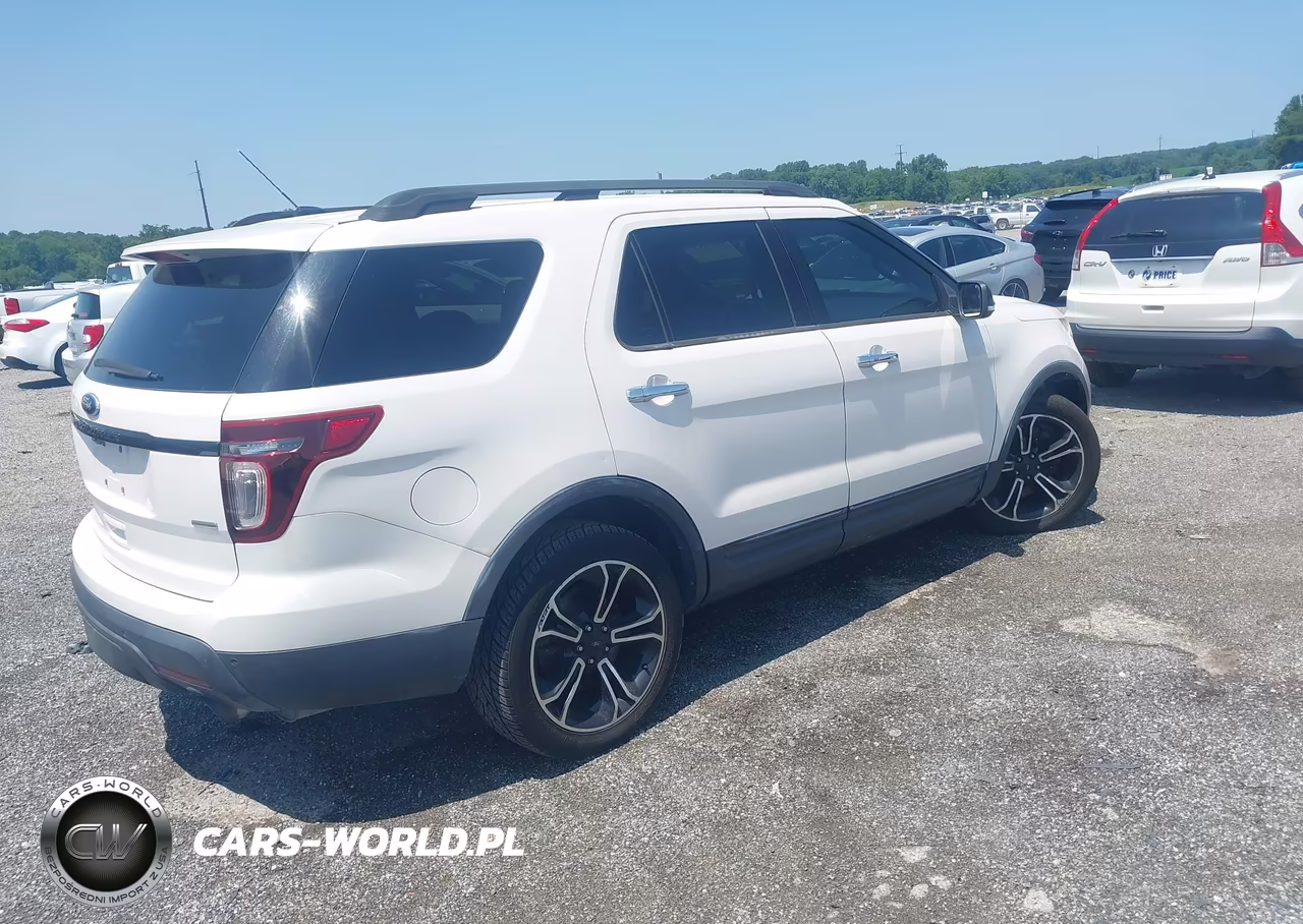 2013 Ford Explorer Sport VIN:1FM5K8GT6DGC90624 - 4