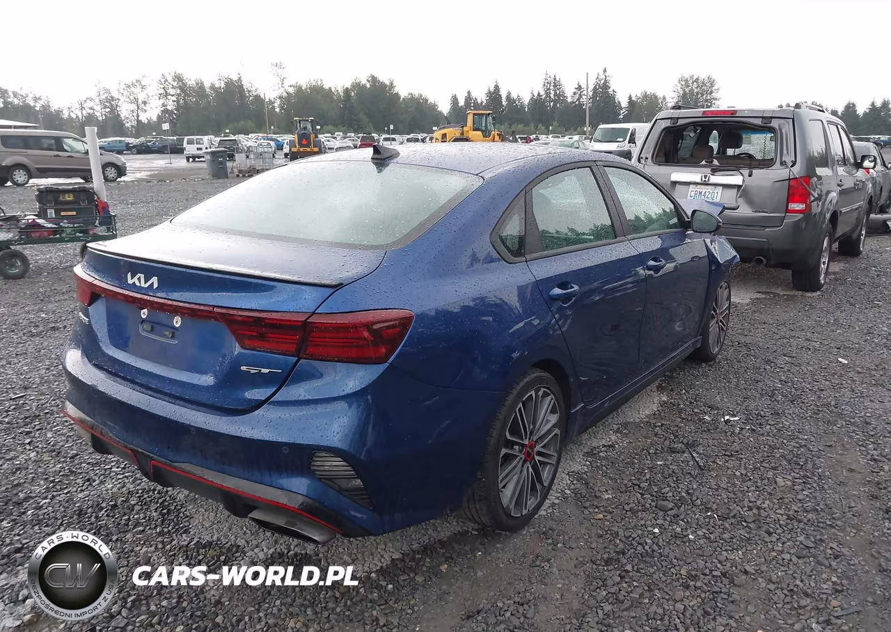 2024 Kia Forte Gt VIN:3KPF44AC2RE805713 - 4