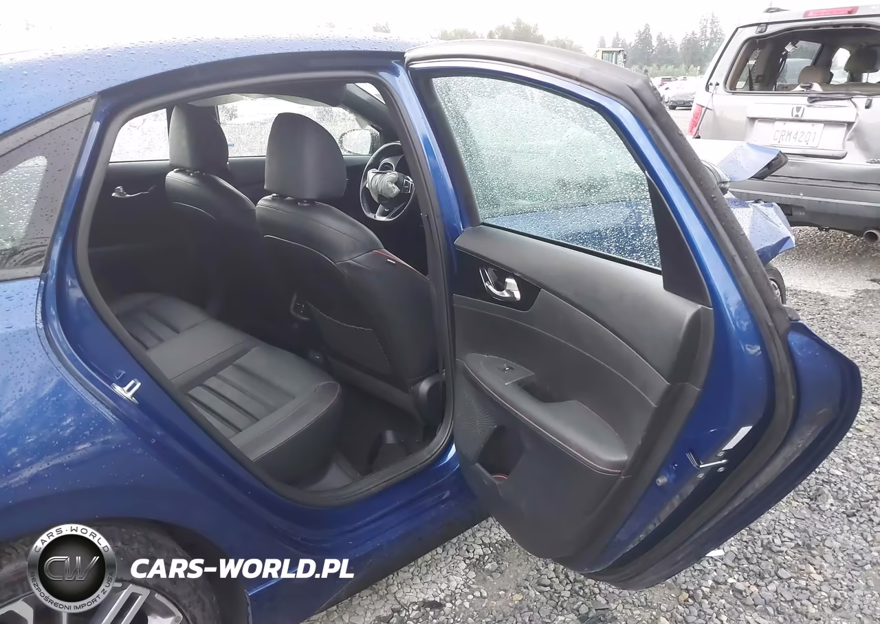 2024 Kia Forte Gt VIN:3KPF44AC2RE805713 - 8
