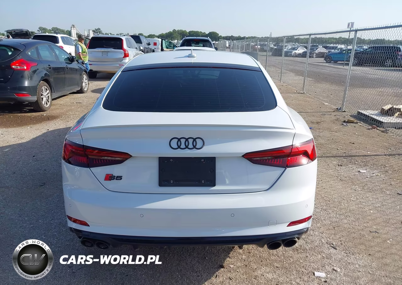 2019 Audi S5 3.0T Premium VIN:WAUC4CF59KA080611 - 16