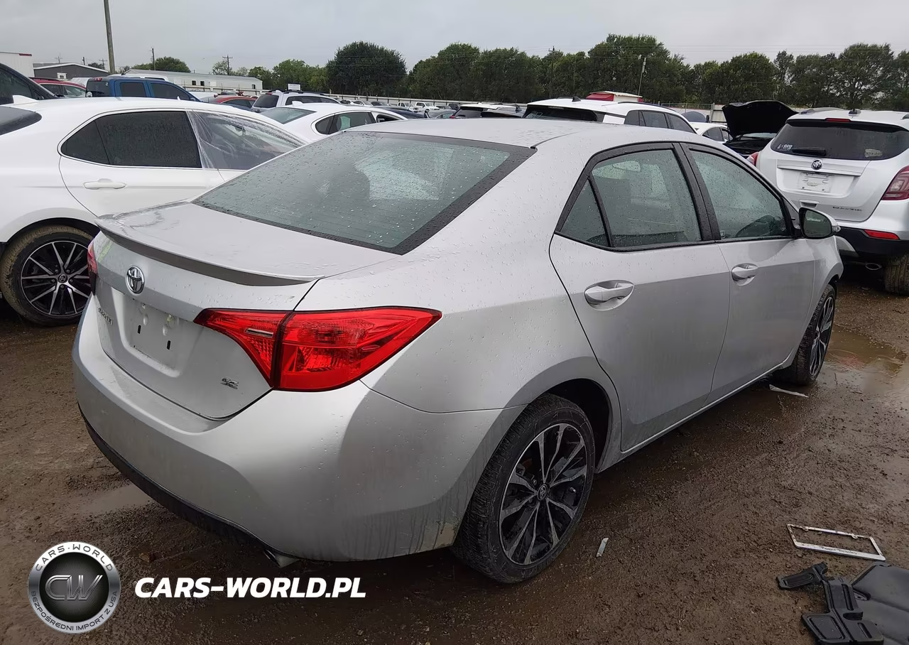 2017 Toyota Corolla Se VIN:5YFBURHE1HP583388 - 4