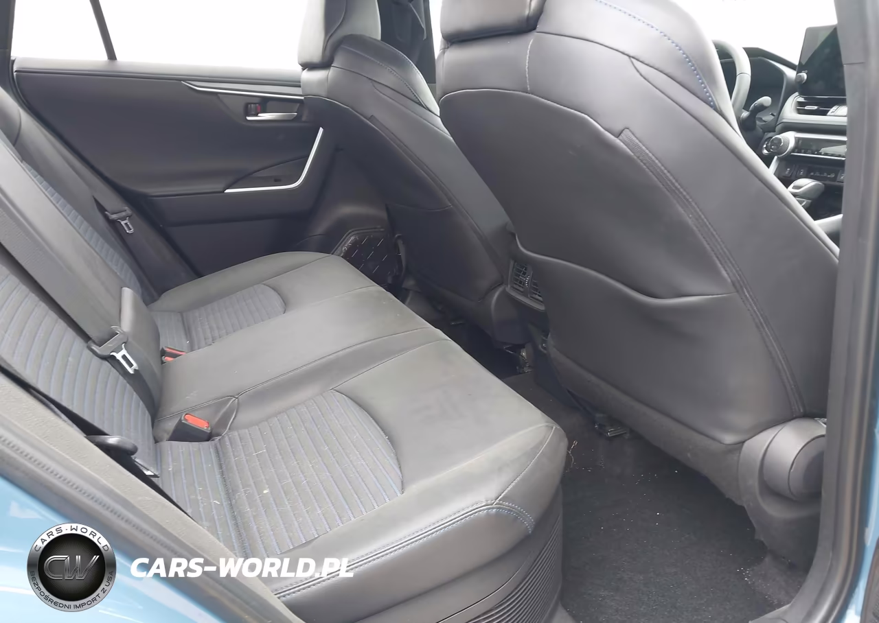 2025 Toyota Rav4 Hybrid Xse VIN:4T3E6RFV4SU177631 - 8