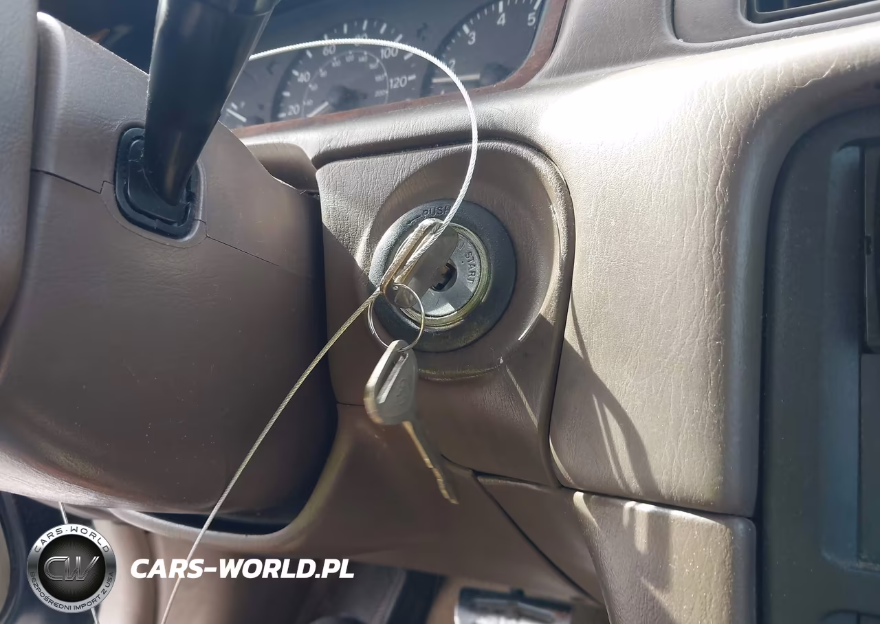 1999 Toyota Camry Le VIN:4T1BG22K5XU408863 - 11