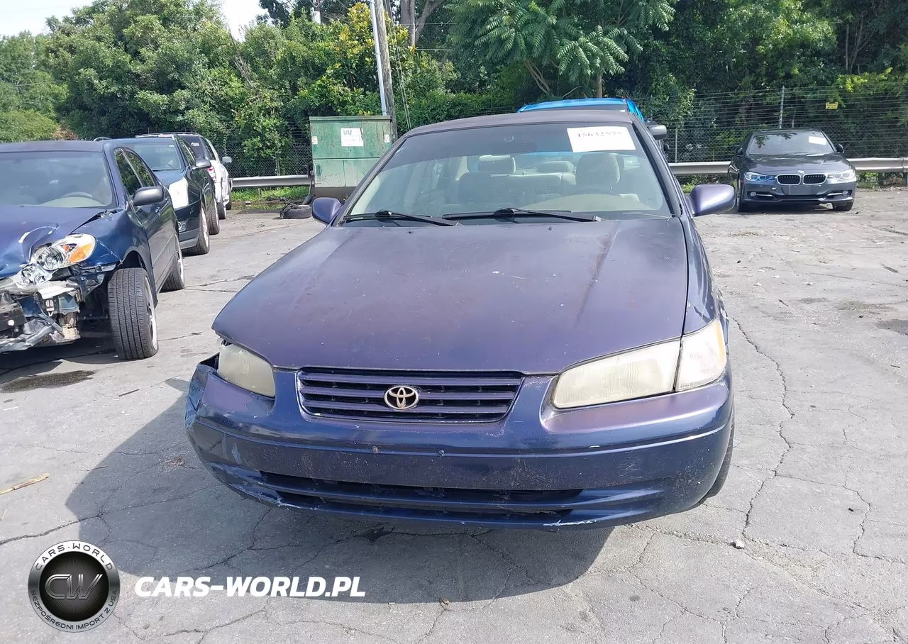 1999 Toyota Camry Le VIN:4T1BG22K5XU408863 - 12