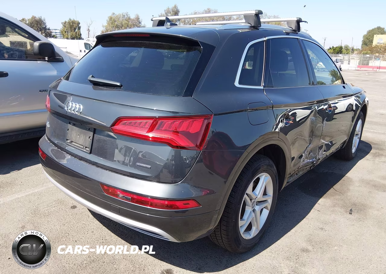 2019 Audi Q5 45 Premium VIN:WA1ANAFY8K2064166 - 4