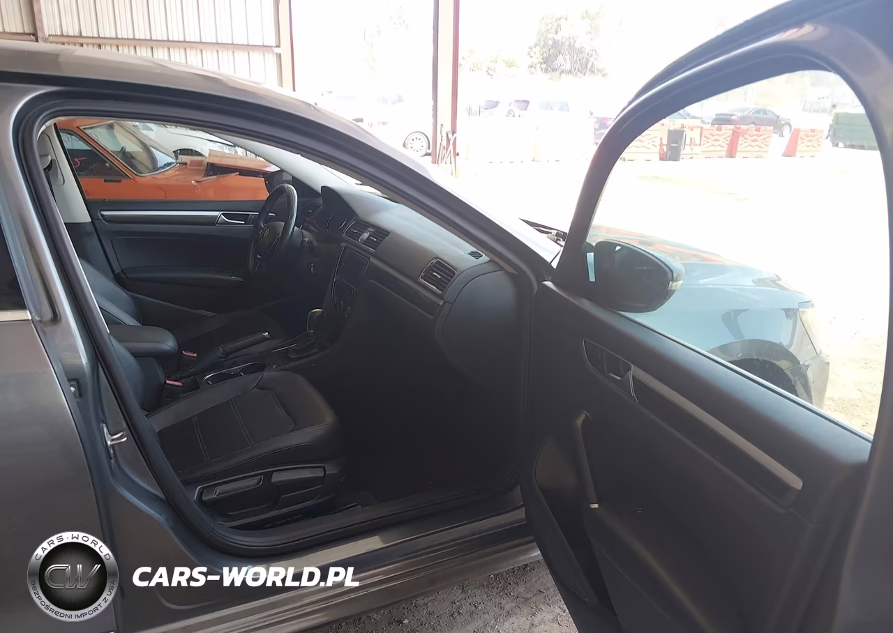 2016 Volkswagen Passat 1.8T Se VIN:1VWBT7A37GC019779 - 5