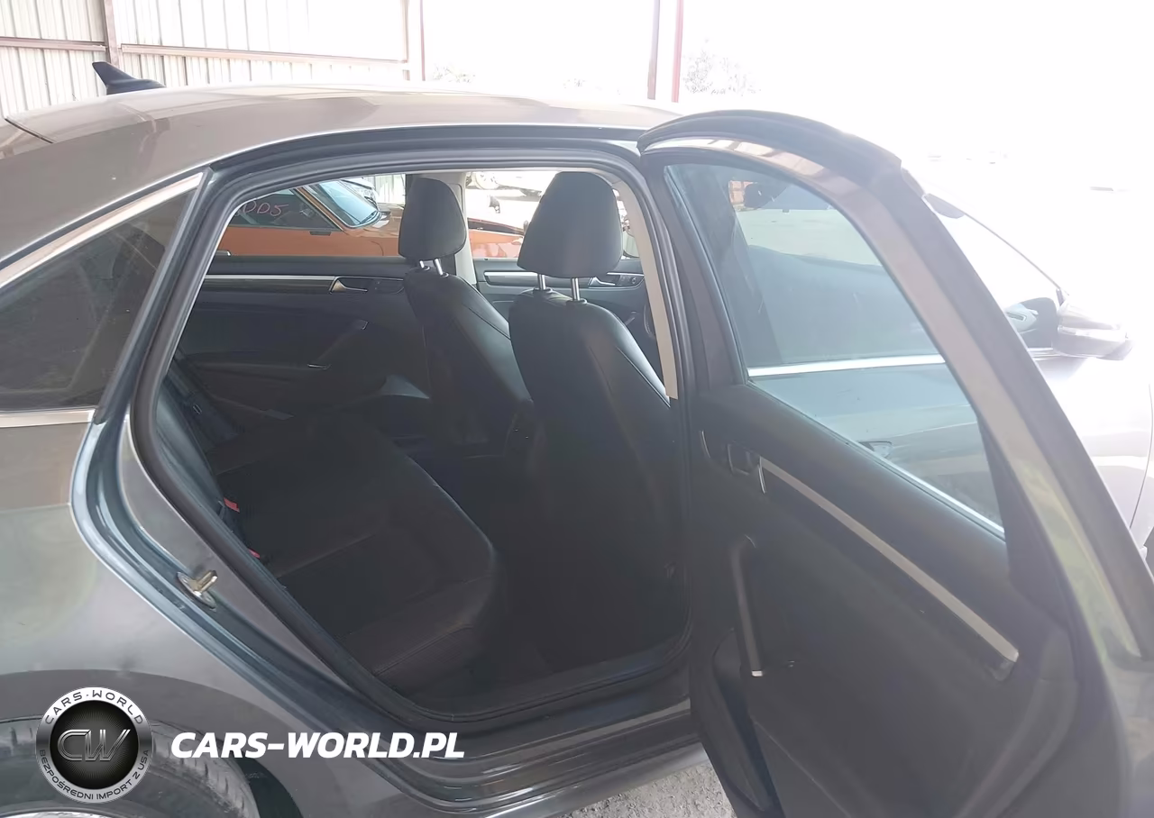 2016 Volkswagen Passat 1.8T Se VIN:1VWBT7A37GC019779 - 8