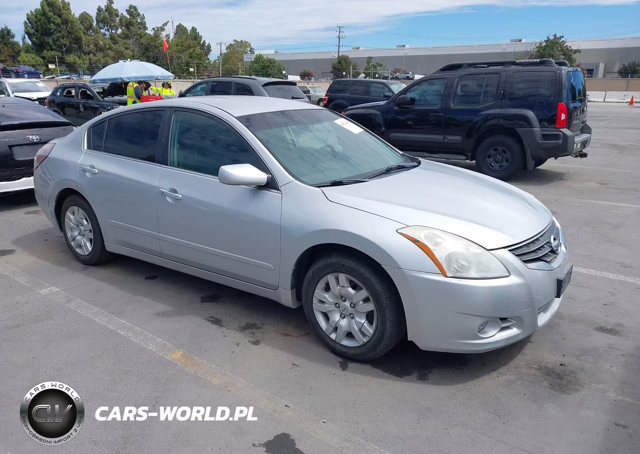 2012 Nissan Altima 2.5 S – zdjęcie 1 z 11