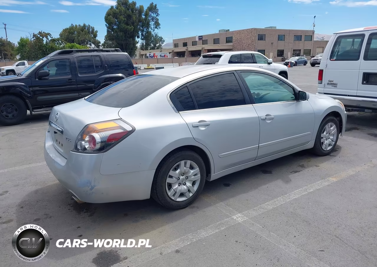 2012 Nissan Altima 2.5 S VIN:1N4AL2AP1CN550985 - 4