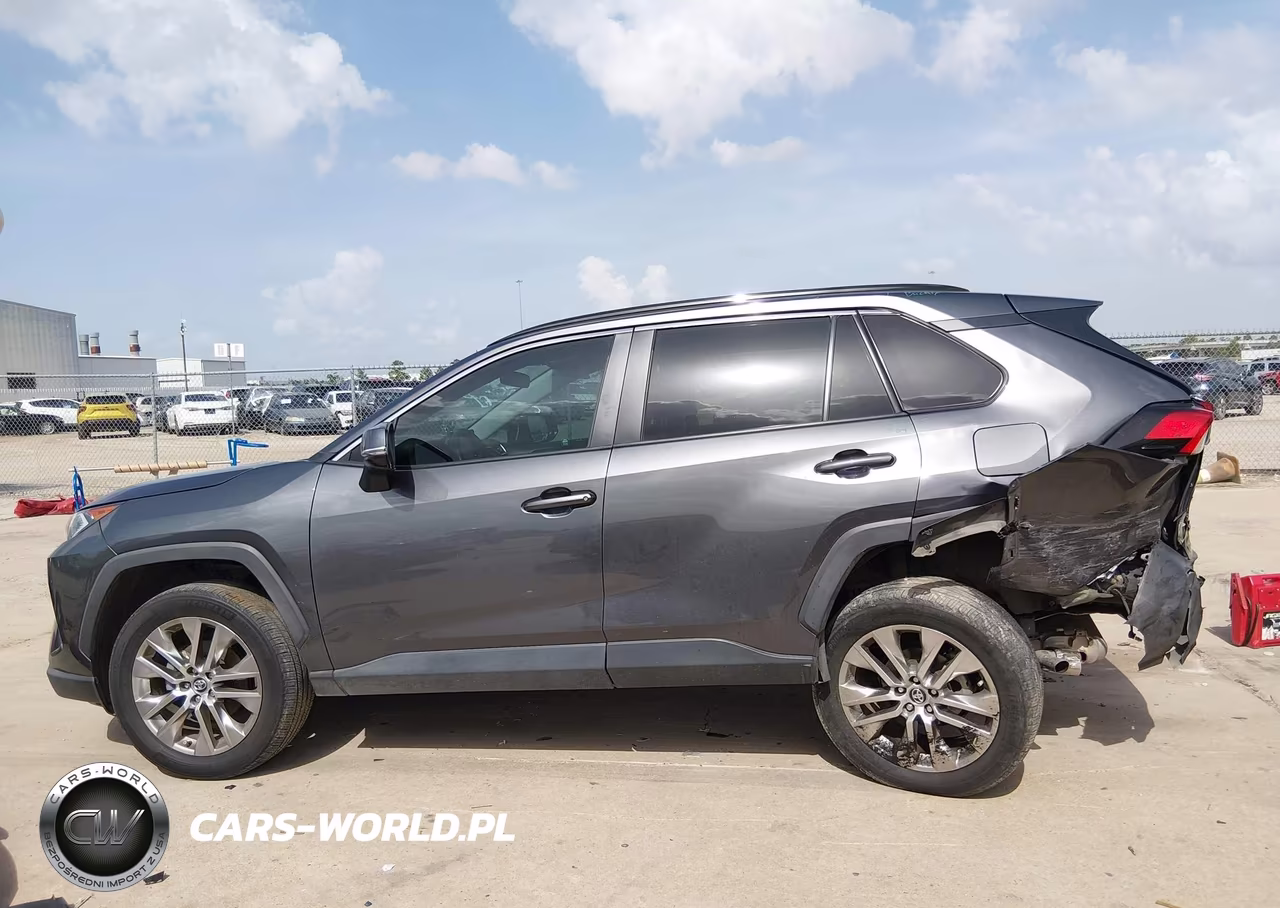 2021 Toyota Rav4 Xle Premium VIN:2T3C1RFV9MC102093 - 13