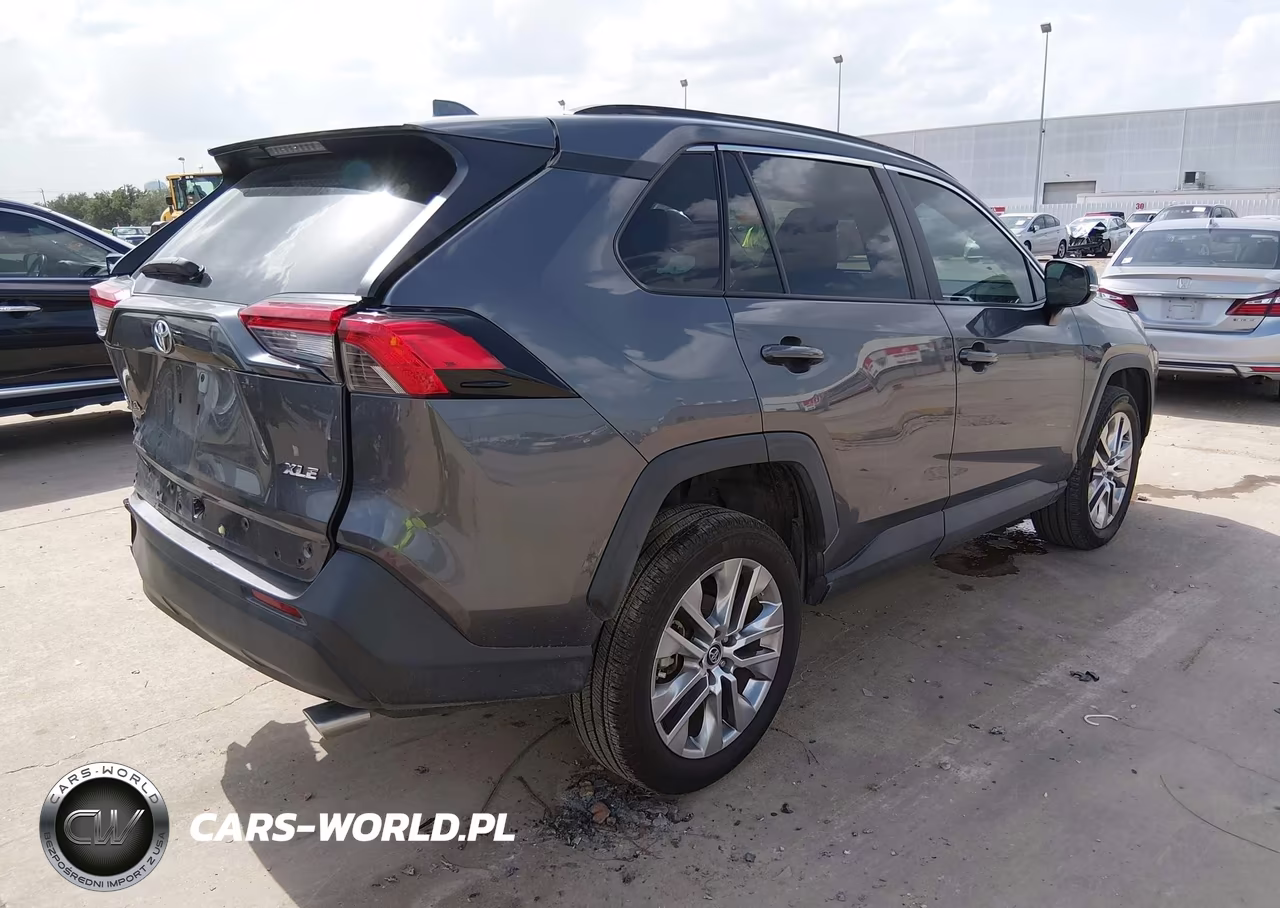 2021 Toyota Rav4 Xle Premium VIN:2T3C1RFV9MC102093 - 4