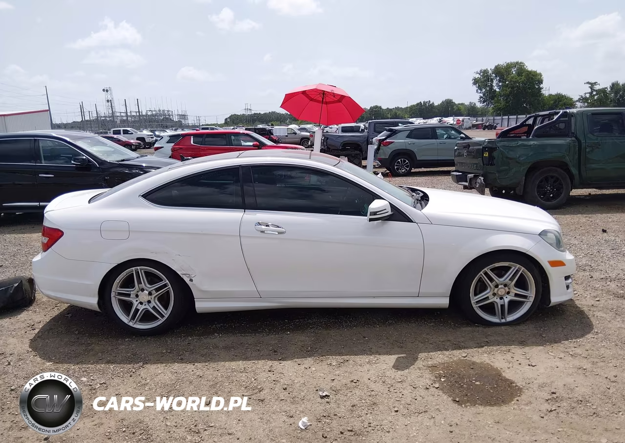 2013 Mercedes-Benz C 250 VIN:WDDGJ4HB5DG090841 - 14