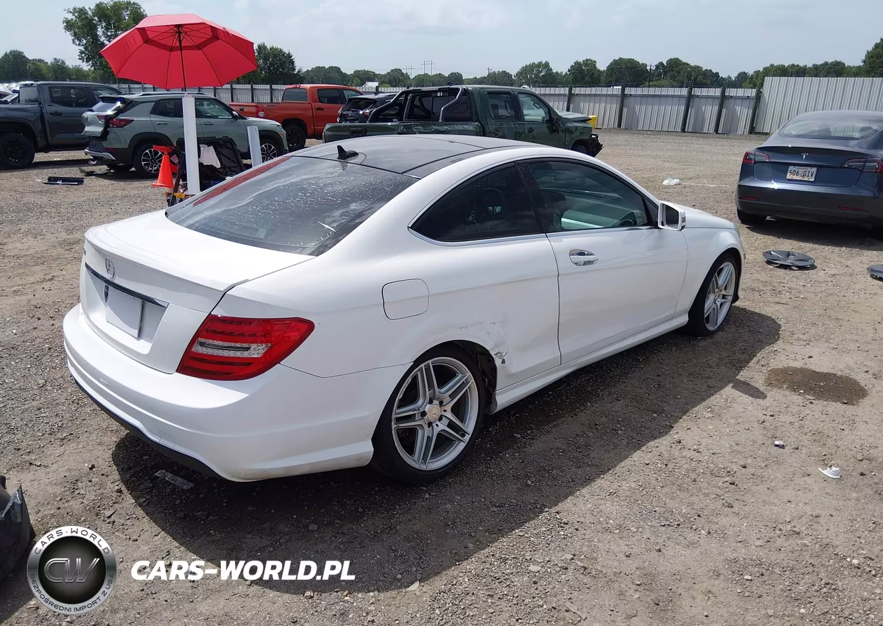 2013 Mercedes-Benz C 250 VIN:WDDGJ4HB5DG090841 - 4