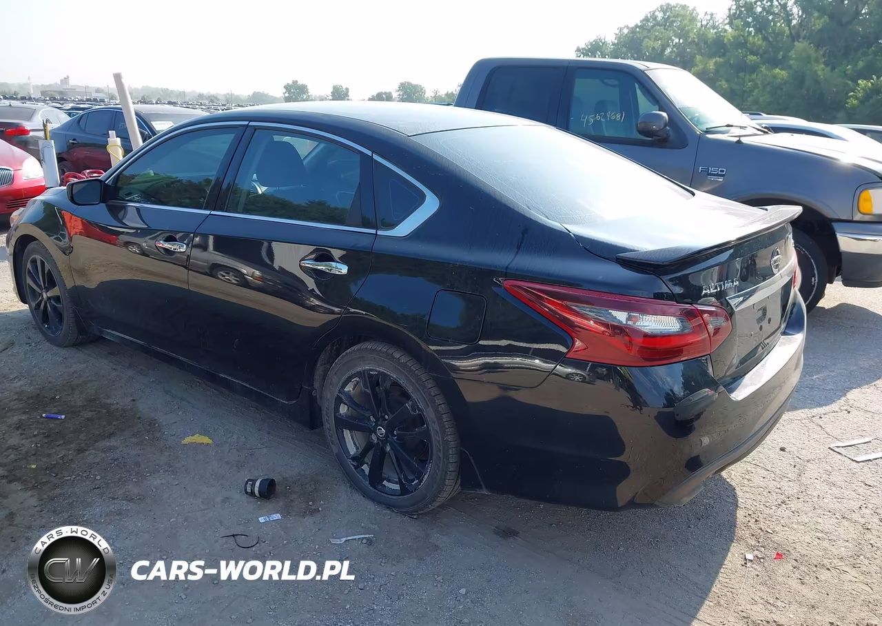 2017 Nissan Altima 2.5 Sr VIN:1N4AL3AP6HC476908 - 3