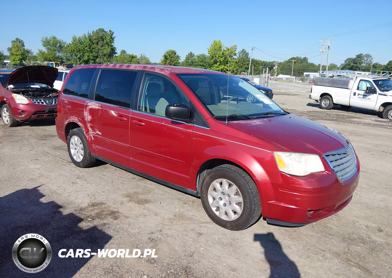 2010 Chrysler Town & Country Lx