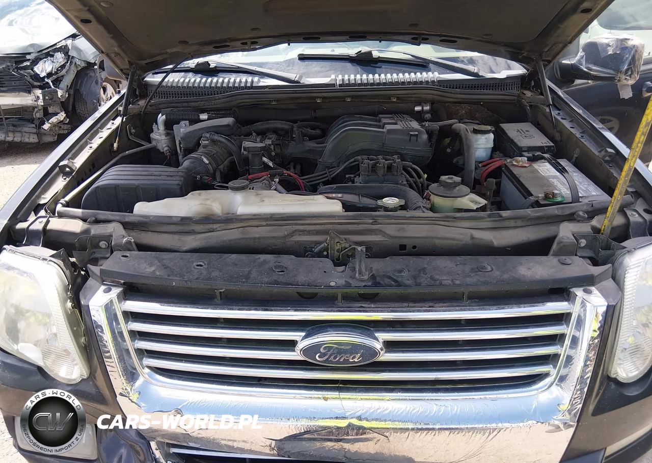 2007 Ford Explorer Xlt VIN:1FMEU73E77UB68517 - 10