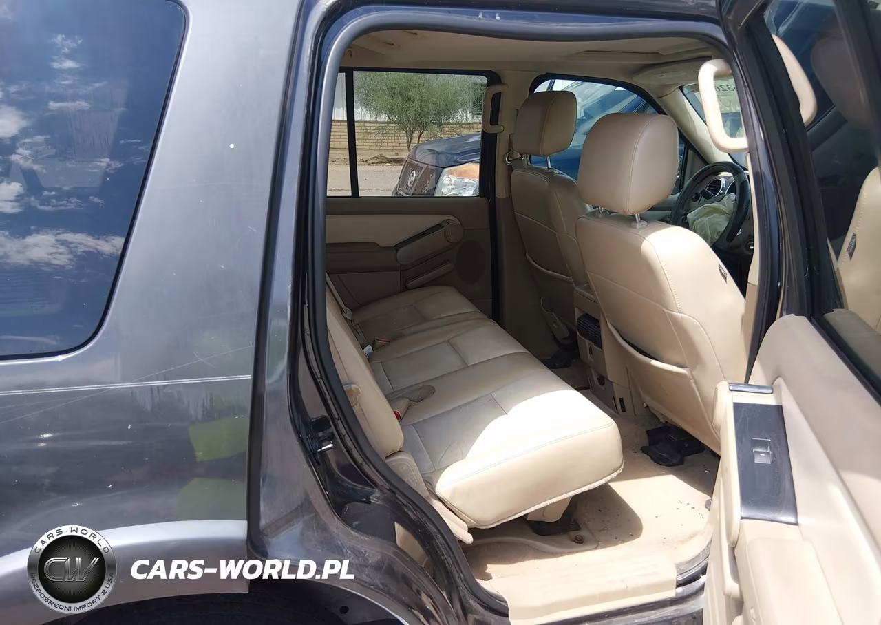 2007 Ford Explorer Xlt VIN:1FMEU73E77UB68517 - 8