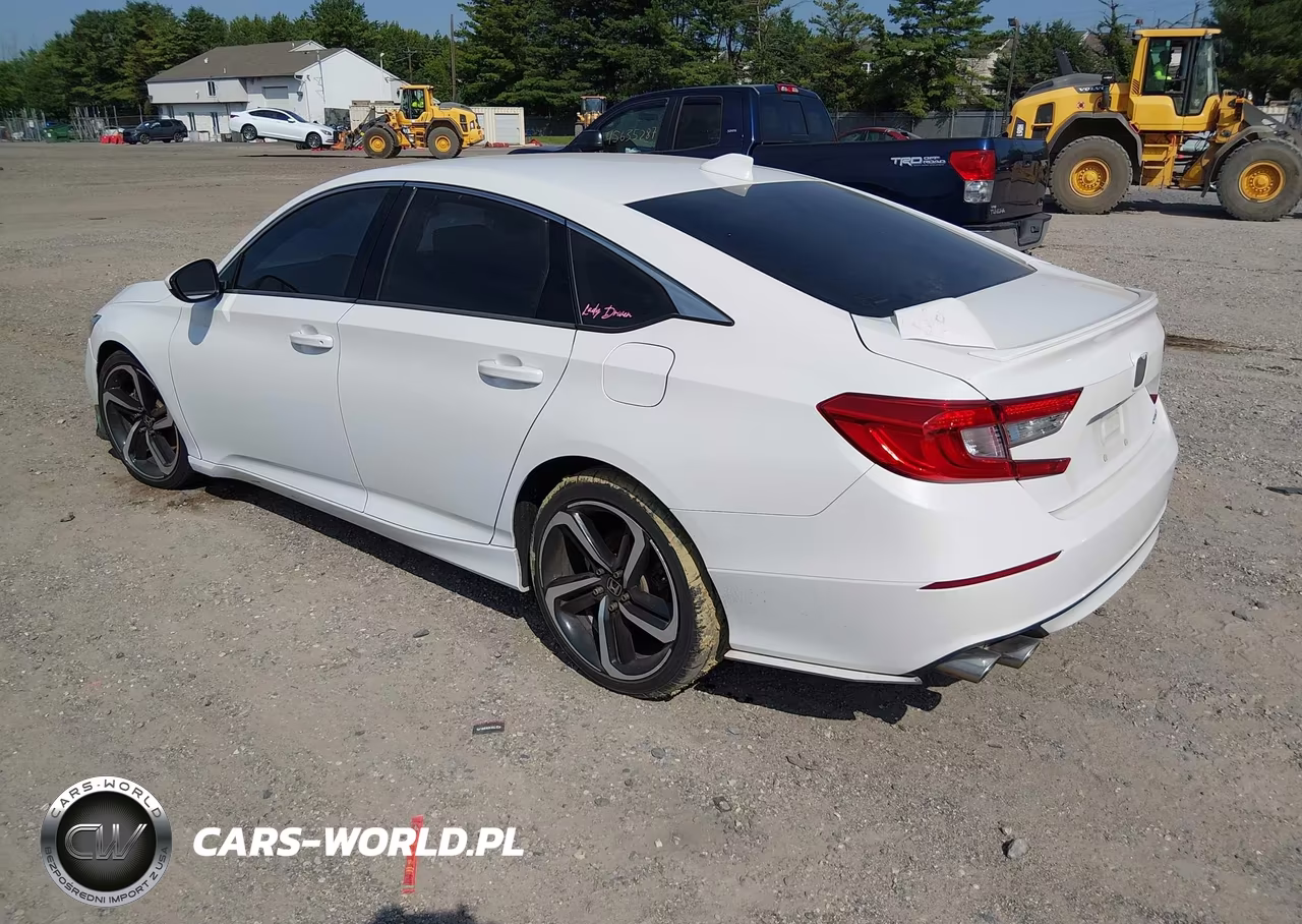 2018 Honda Accord Sport VIN:1HGCV1F36JA069780 - 3