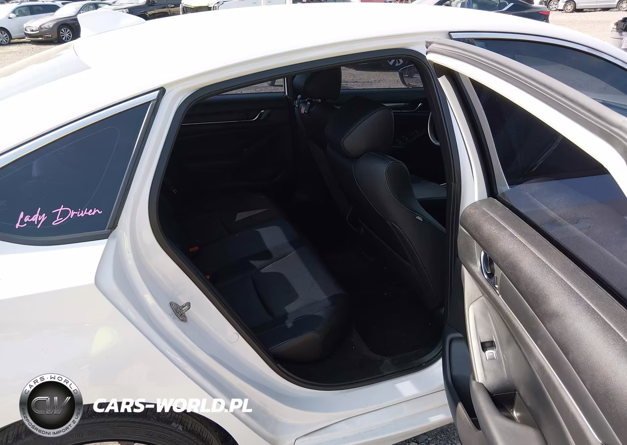 2018 Honda Accord Sport VIN:1HGCV1F36JA069780 - 8