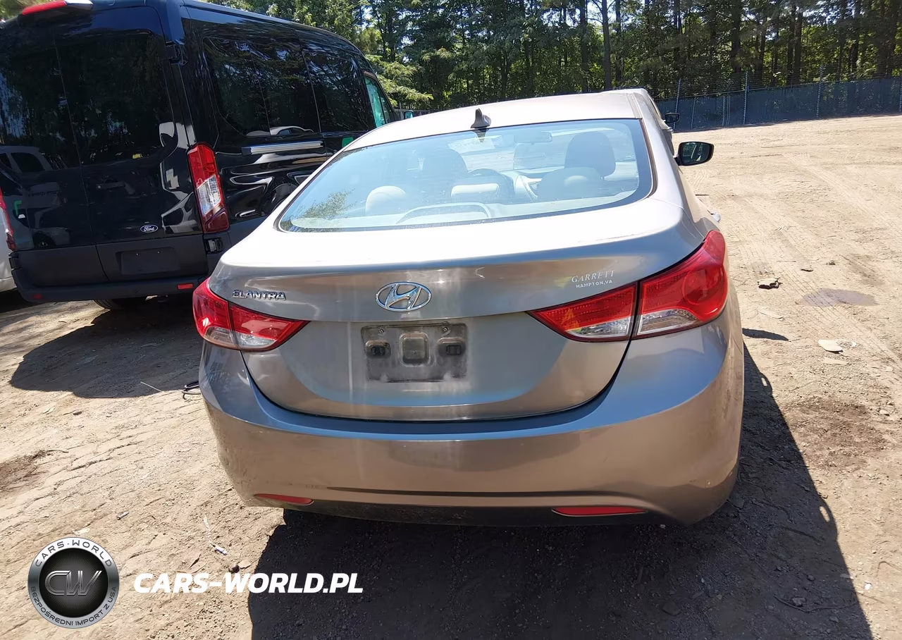 2011 Hyundai Elantra Gls VIN:5NPDH4AE8BH055247 - 16