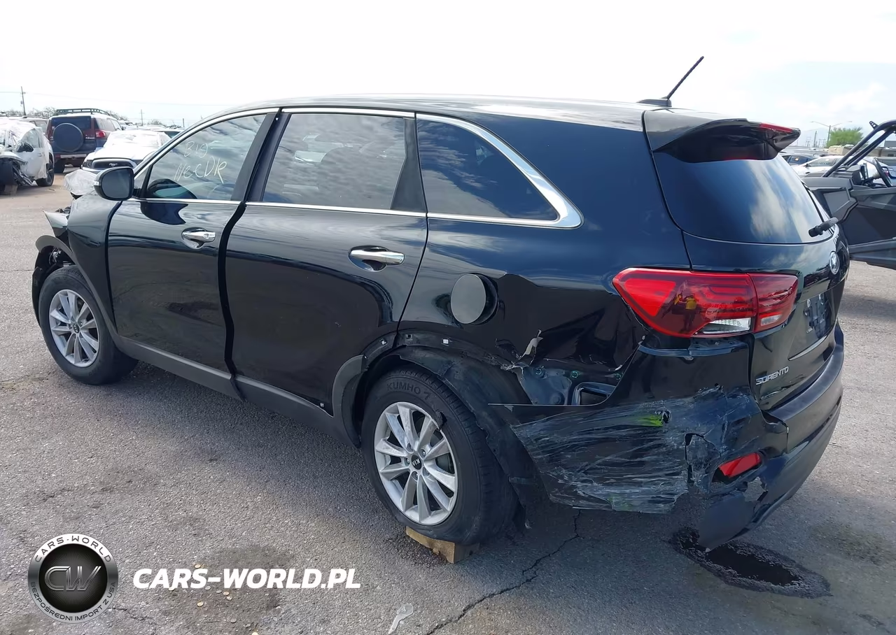 2019 Kia Sorento 2.4L L VIN:5XYPG4A37KG578653 - 3
