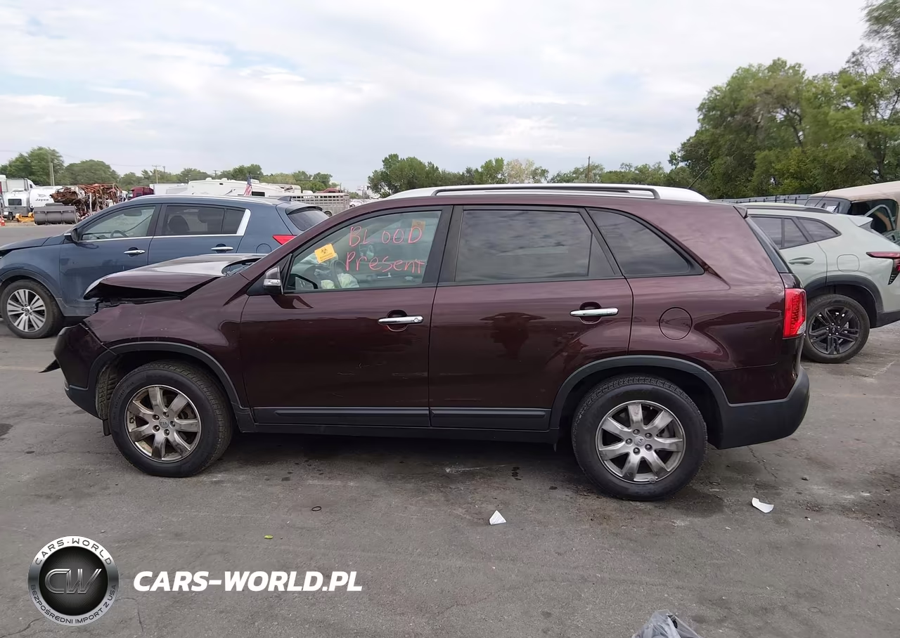 2013 Kia Sorento Lx V6 VIN:5XYKT4A24DG383853 - 14