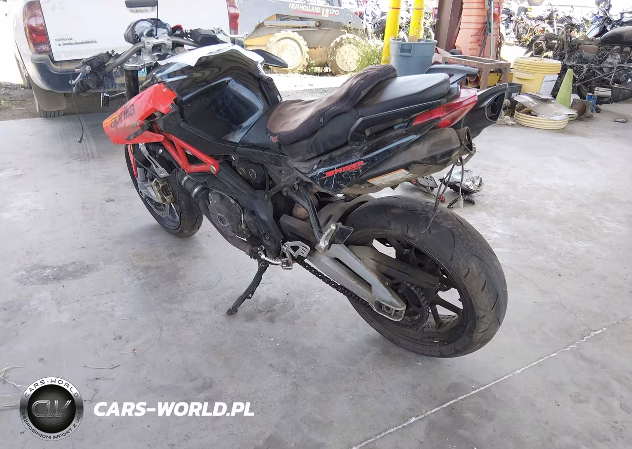 2014 Aprilia Shiver 750 VIN:ZD4RAC013ES000878 - 3