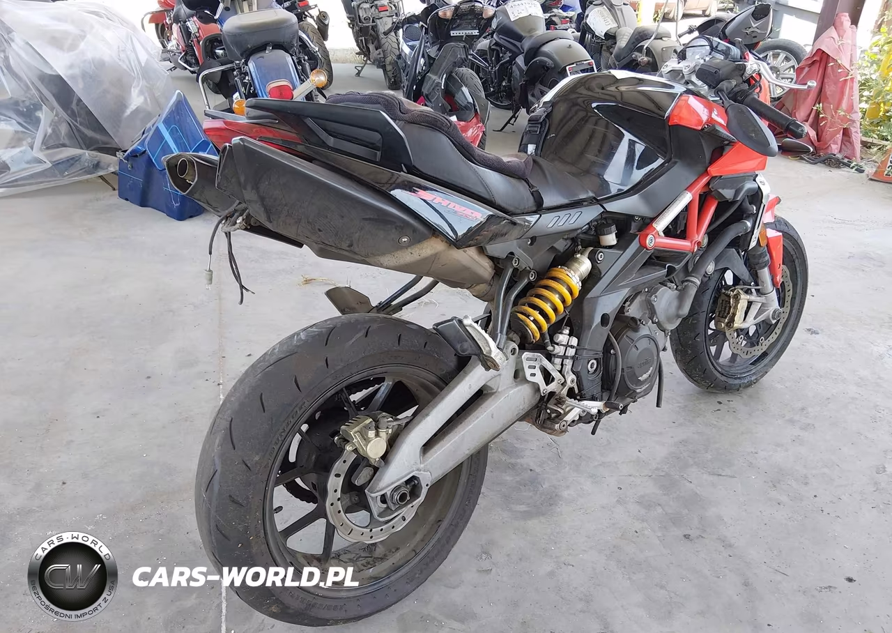 2014 Aprilia Shiver 750 VIN:ZD4RAC013ES000878 - 4